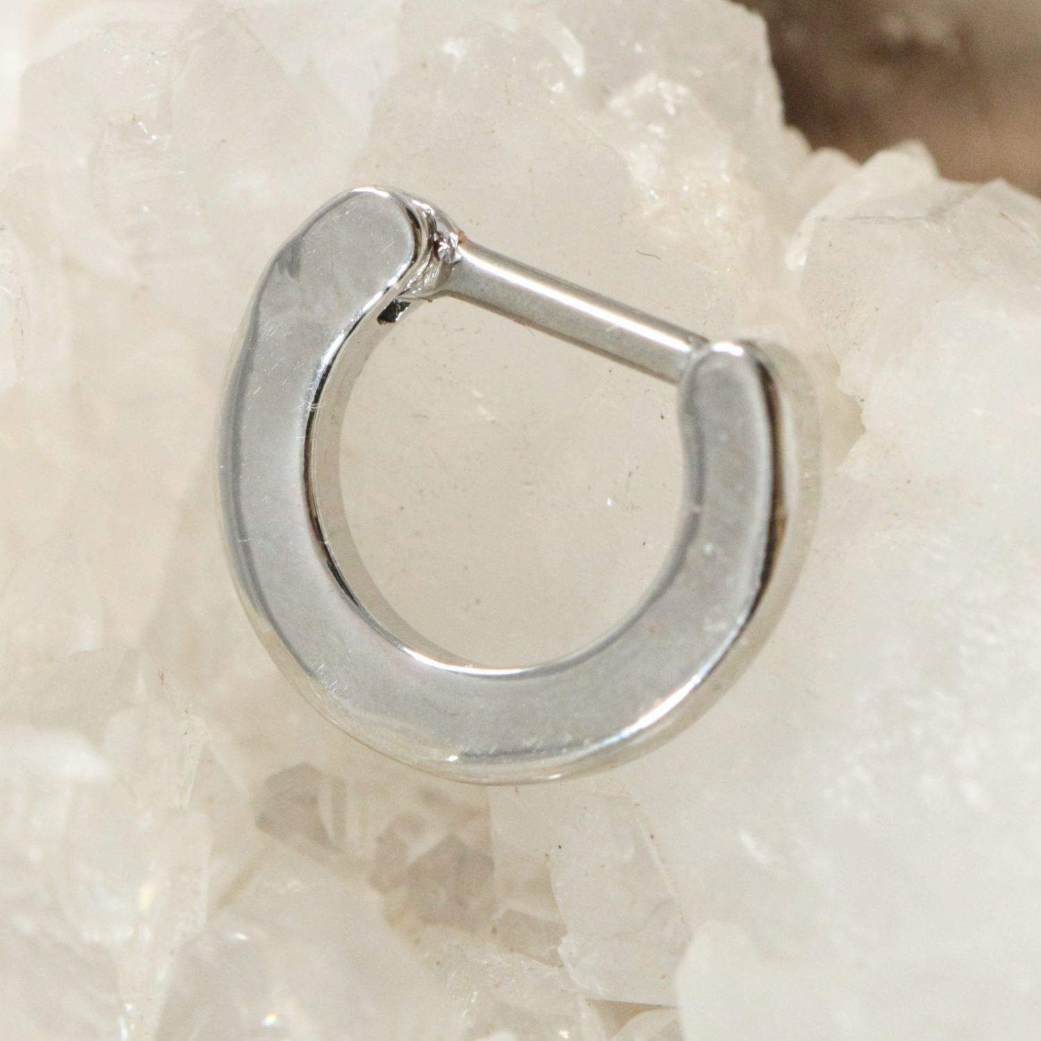 Plain Septum Piercing Clicker - Monster Piercing